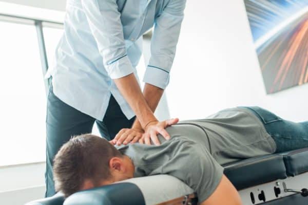 How-a-chiropractor-can-help
